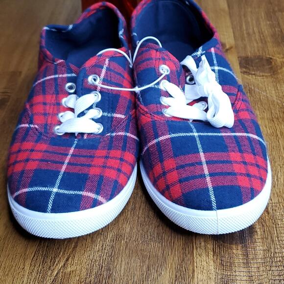 Red/Blue Plaid slip on Tennis Shoe size 9 - Picture 3 of 6